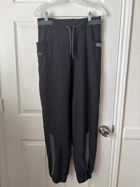 Gymshark Black Joggers Cargo Pocket Athletic Pants Medium